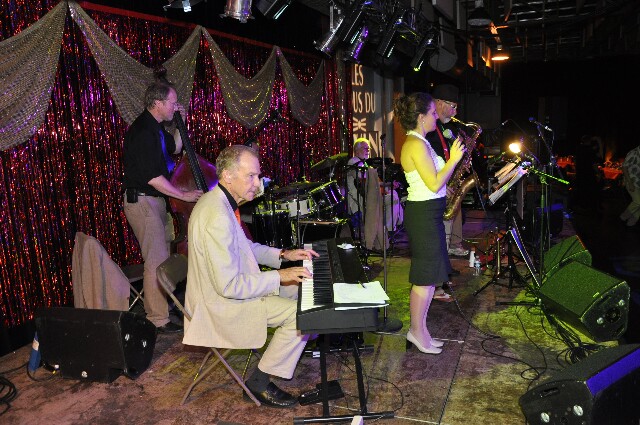 min 2008 11 08 fous swing 282